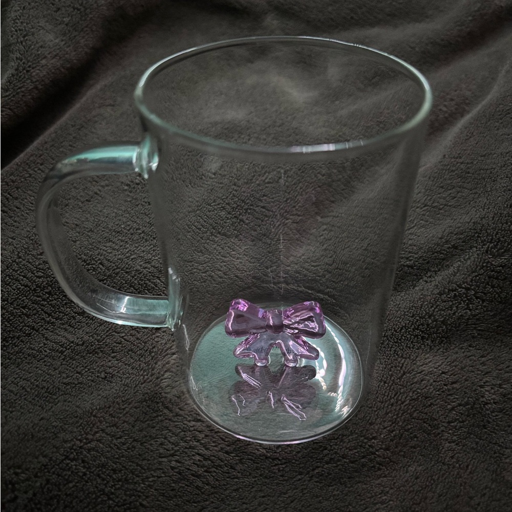 Clear Glass Cup With Bow In Middle